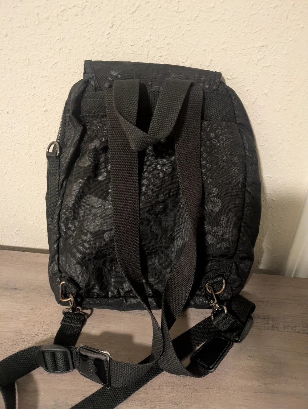 Kipling Backpack - Picture 2 of 3